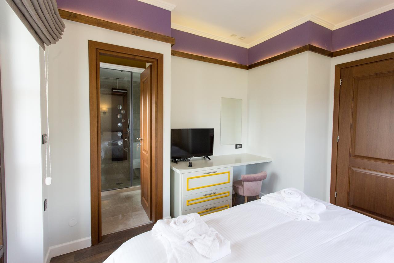 Abi Luxury Villas مونوديندري الغرفة الصورة