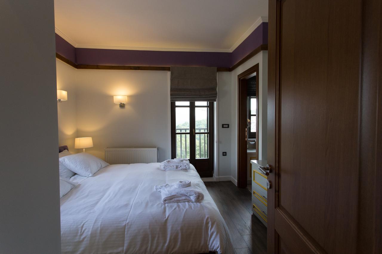 Abi Luxury Villas مونوديندري الغرفة الصورة